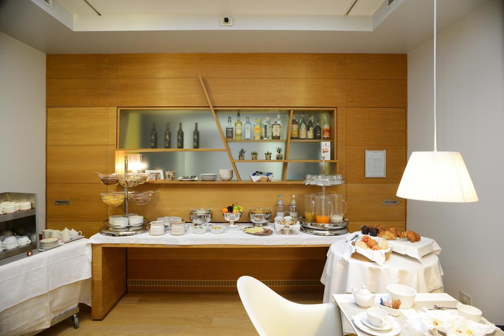 Colombia Hotel Trieste